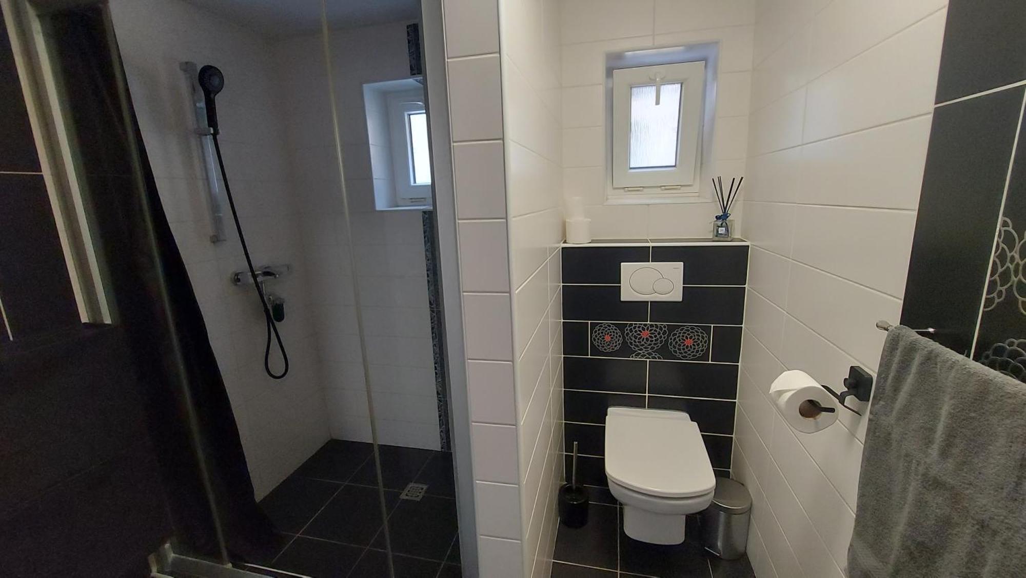 Villa Dom Na Cervenej Vezi Banka Esterno foto