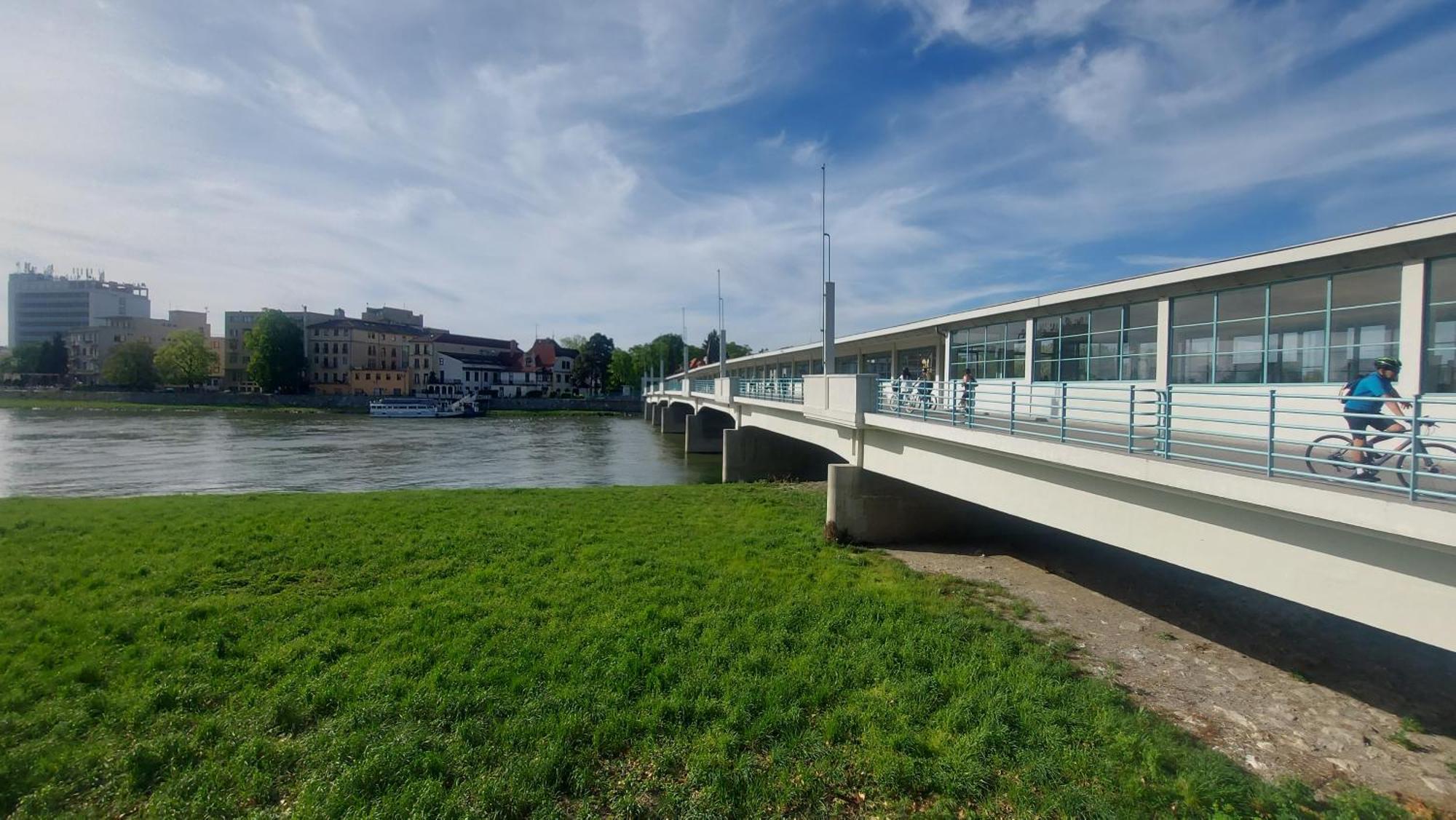 Villa Dom Na Cervenej Vezi Banka Esterno foto
